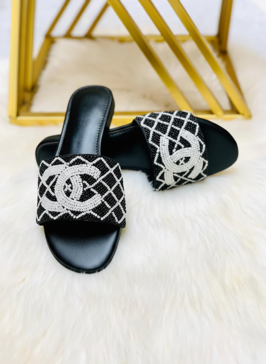 CHANEL OFFICIAL MODEL