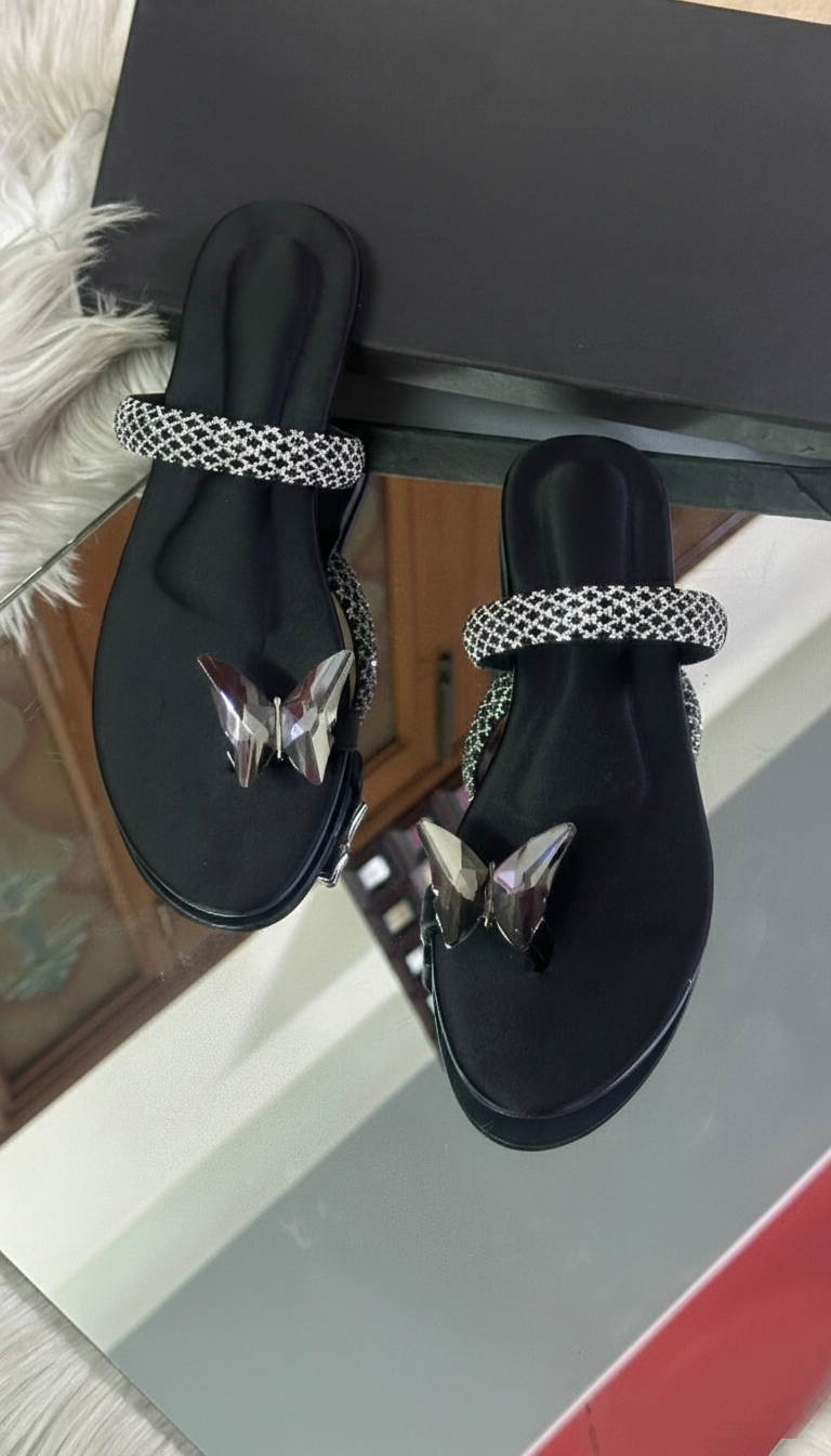 JIMMY CHOO (SLIPPERS)