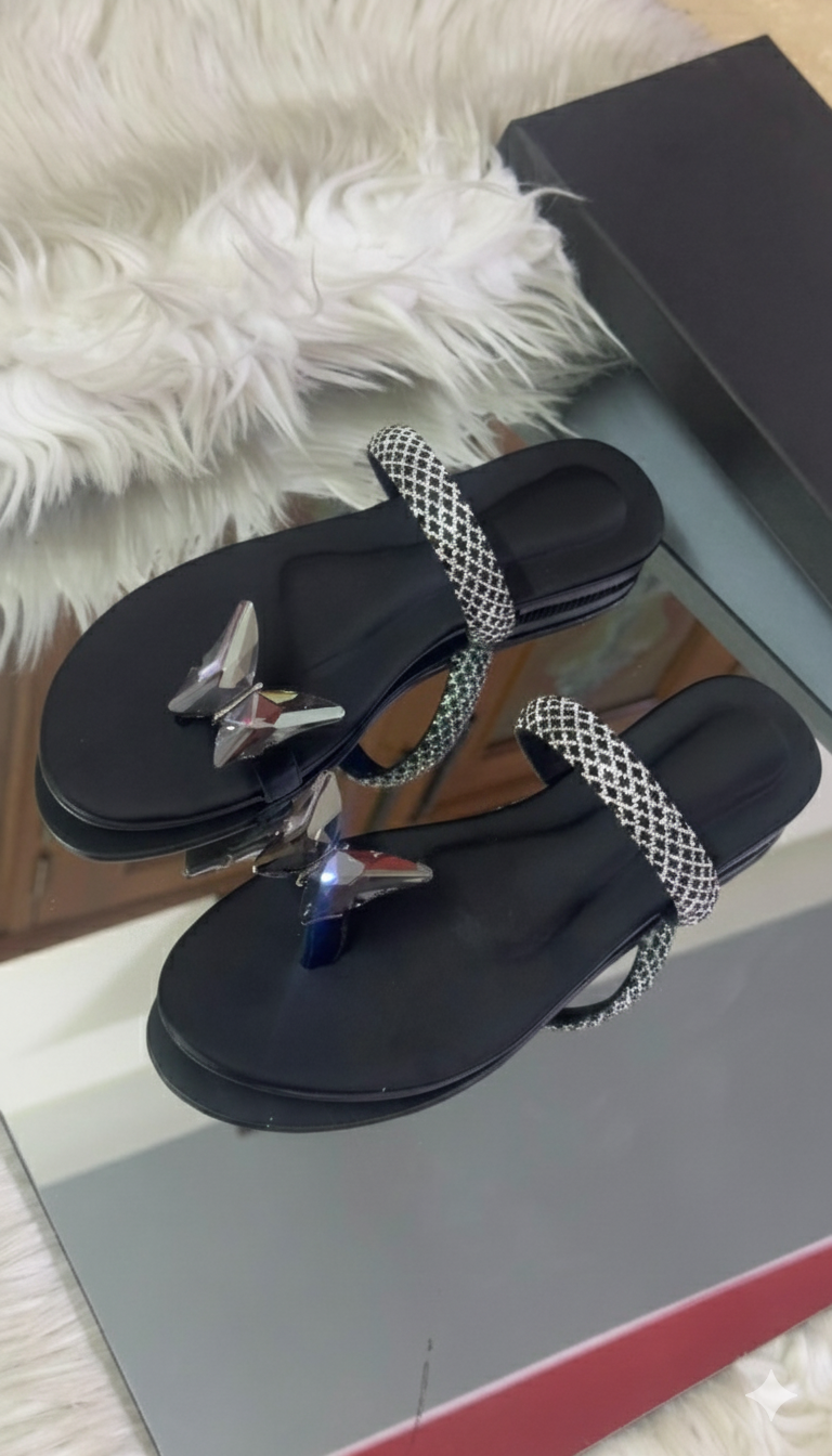 JIMMY CHOO (SLIPPERS)