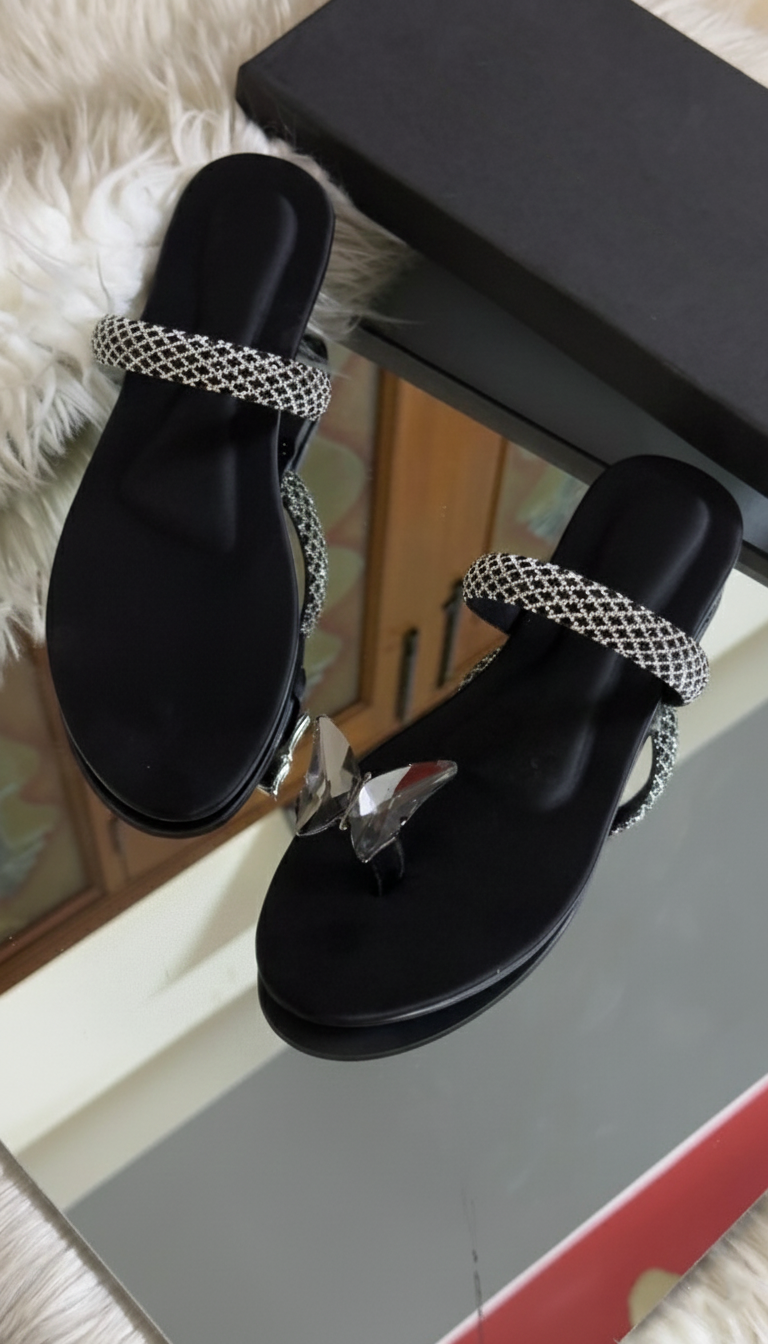 JIMMY CHOO (SLIPPERS)