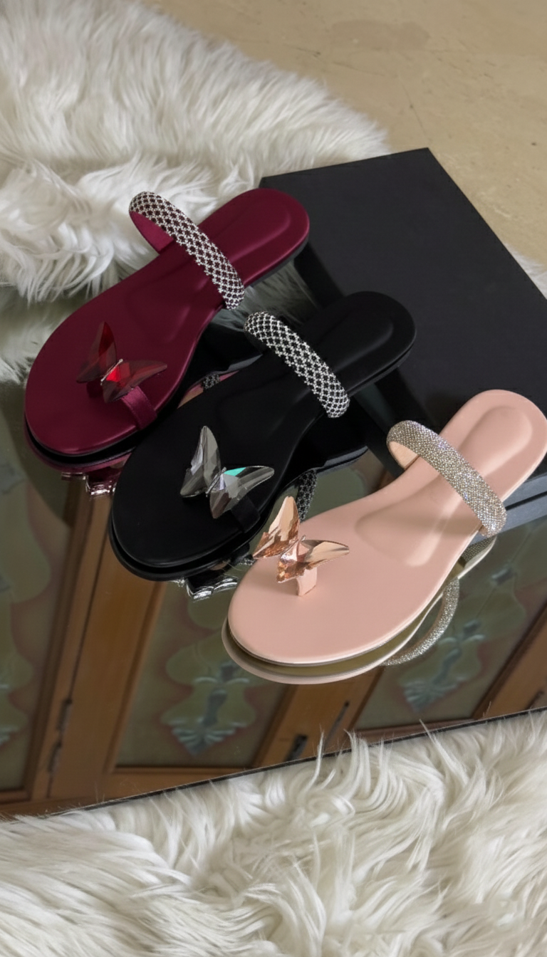 JIMMY CHOO (SLIPPERS)