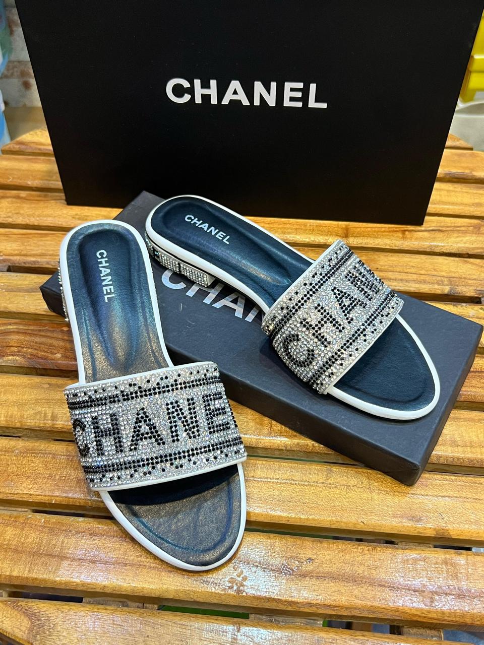 CHANEL FLAT